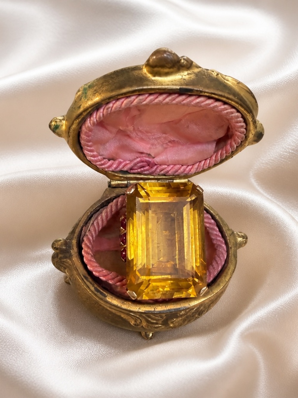 🌹SOLD🌹Vintage 14k gold with Emerald-Cut citrine Ring with Ruby